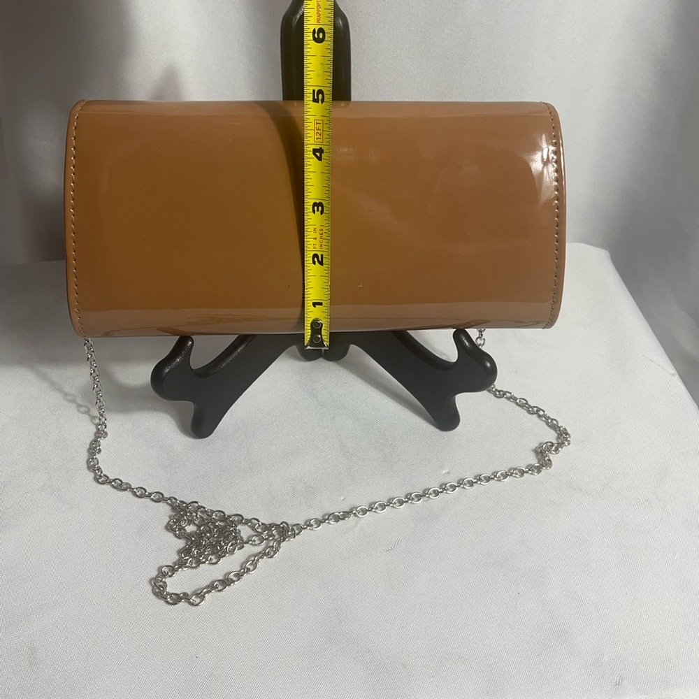 D'margeaux Tan/Camel Clutch with Silver Chain Envelope Purse NWT Faux Leather - Picture 7 of 7